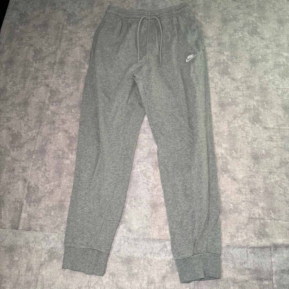 Nike Sportswear Club Fleece Joggers Mens Small Grey Sweatpants BV2671-063